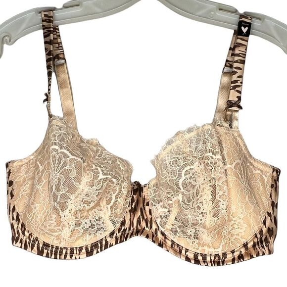Victoria's Secret‎ Bra - Picture 1 of 7